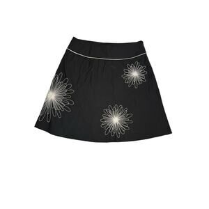 Context woman size 16W 100% cotton black skirt, 3 white flowers, A-Line